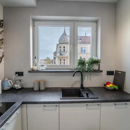 New Large Modern - Center - 60m2 - Lift - Parking Apartment
